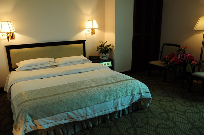 ��¥����